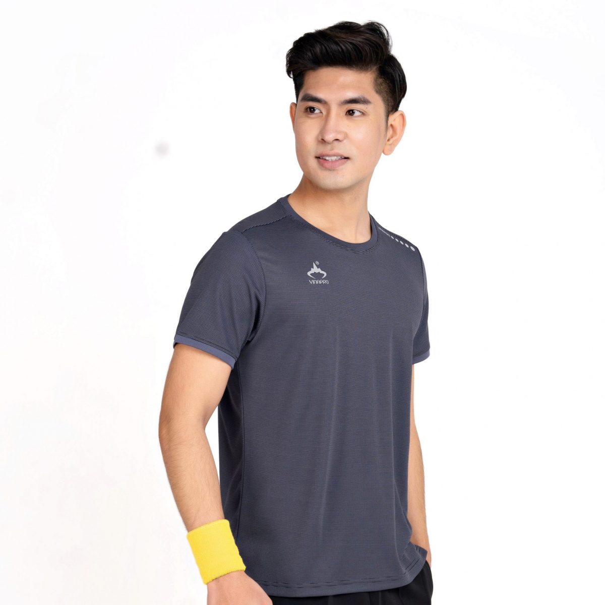 Áo thể thao nam cổ tròn ghi xám Vinapro A57
